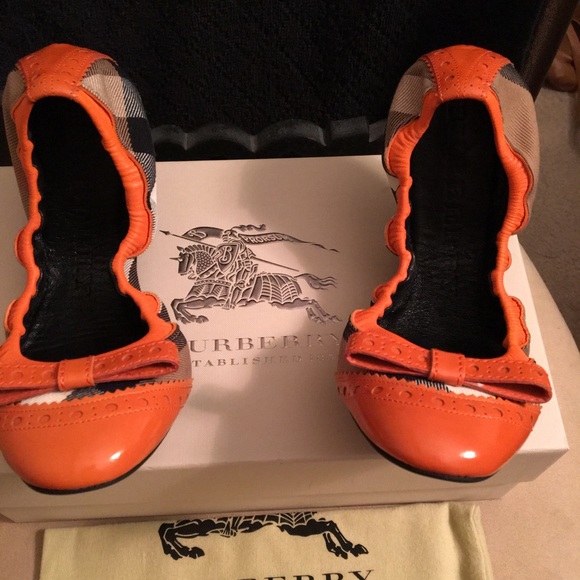 BURBERRY NWT AUTHENTIC GENUINE LEATHER HOUSE CHECK BALLET FLATS - Picture 5 of 17